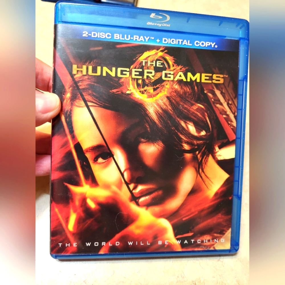 ☆5 for $20 - Blu-ray of The Hunger Games